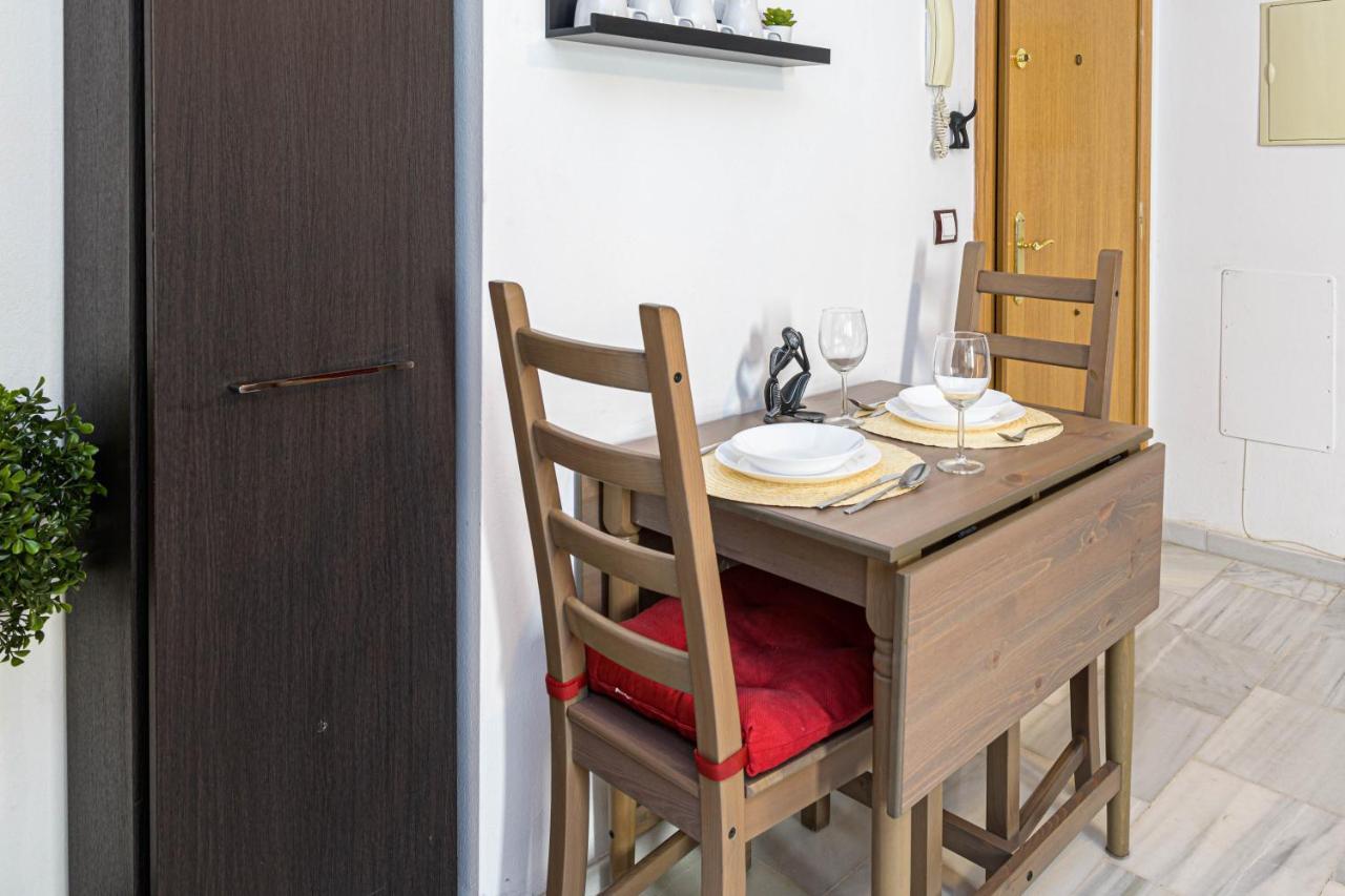 Wintowinrentals Coqueto Apartamento En El Centro De Málaga Dış mekan fotoğraf