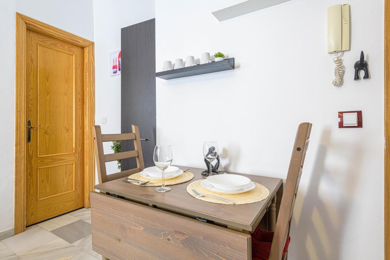Wintowinrentals Coqueto Apartamento En El Centro De Málaga Dış mekan fotoğraf